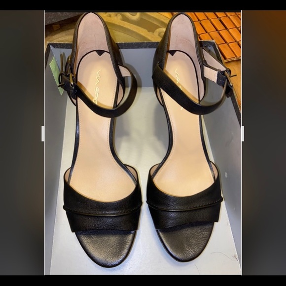 New Via Spiga V-Alia black sandals - Size 10. - Picture 3 of 4